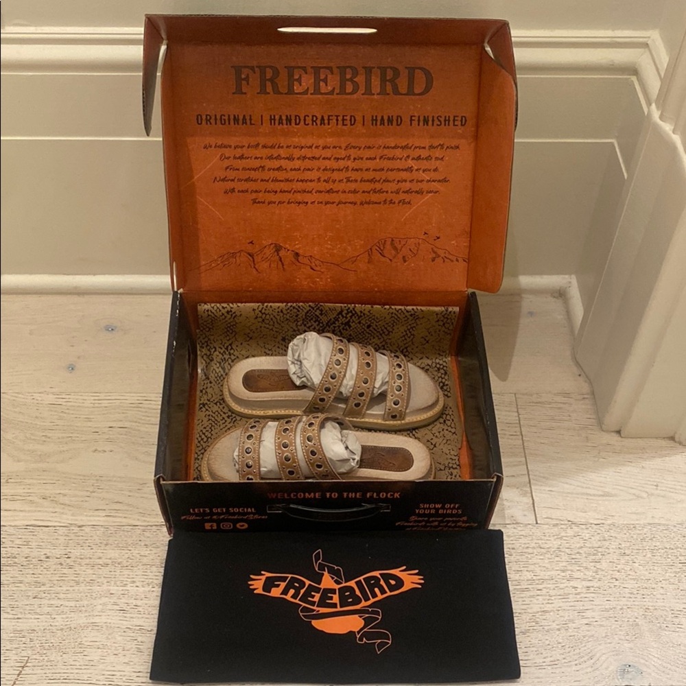 Freebird Sandals - Tan and Brown